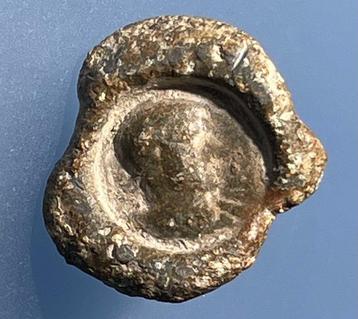 Bodemvondst…Archeologische Vondst Romeinse Keizerlijke Zegel beschikbaar voor biedingen
