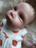 Miley van cassie brace 🌸, Verzamelen, Poppen, Ophalen of Verzenden, Zo goed als nieuw, Pop