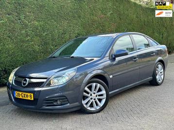 Opel Vectra GTS 2.2-16V Executive /AUTOMAAT/XENON/LAGEKM/PDC beschikbaar voor biedingen