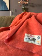 Vintage Aabe 2 persoons wollen deken | koraalrood/terracotta, Ophalen of Verzenden