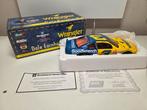 Revell Nascar Chevrolet Monte Carlo D Earnhardt "Wrangler", Hobby en Vrije tijd, Modelauto's | 1:18, Ophalen of Verzenden, Zo goed als nieuw