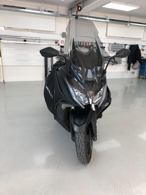 Kymco AK 550, Motoren, Overige Motoren, meer dan 35 kW, 2 cilinders, Ophalen