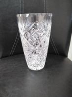 Kristal Vaas., Ophalen