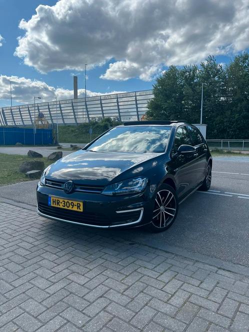 Volkswagen Golf 1.4 TSI Phev 204pk 5D DSG 2015 Zwart, Auto's, Volkswagen, Particulier, Golf, ABS, Adaptieve lichten, Airbags, Airconditioning