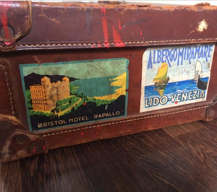 oude leren koffer 40’s / 50’s met hotelstickers, Antiek en Kunst, Curiosa en Brocante, Ophalen of Verzenden