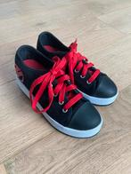 Heelys schoenen met wieltjes, Kinderen en Baby's, Ophalen of Verzenden, Zo goed als nieuw, Schoenen