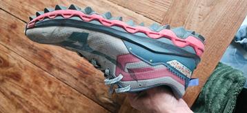 Trailschoenen Mizuno Wave Mujin 9 beschikbaar voor biedingen