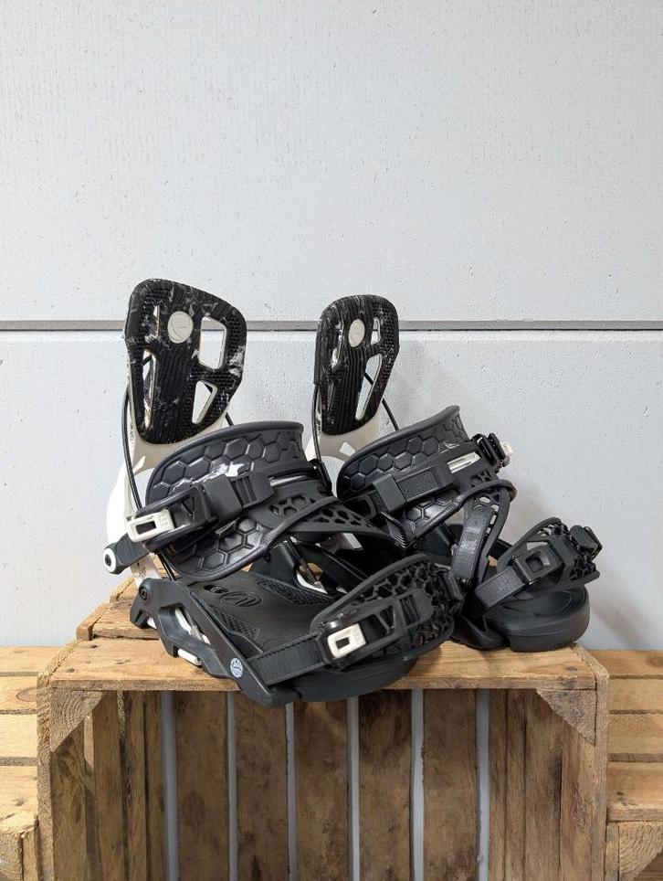 Flow fuse snowboard binding maat L wit zwart, Sport en Fitness, Snowboarden, Zo goed als nieuw, Bindingen, Ophalen of Verzenden