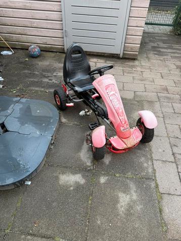 Gebruikte skelter beschikbaar voor biedingen