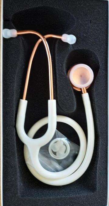 Stethoscope Dual-Head beschikbaar voor biedingen