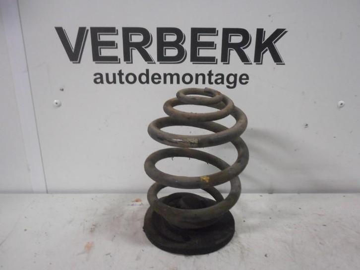 Schroefveer Achter Opel Calibra (1989-08/1996-12), Auto-onderdelen, Ophanging en Onderstel, Opel, Gebruikt