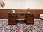 Klassiek Engels Chesterfield Bureau Partnerdesk, Antiek en Kunst, Antiek | Kantoor en Zakelijk, Ophalen