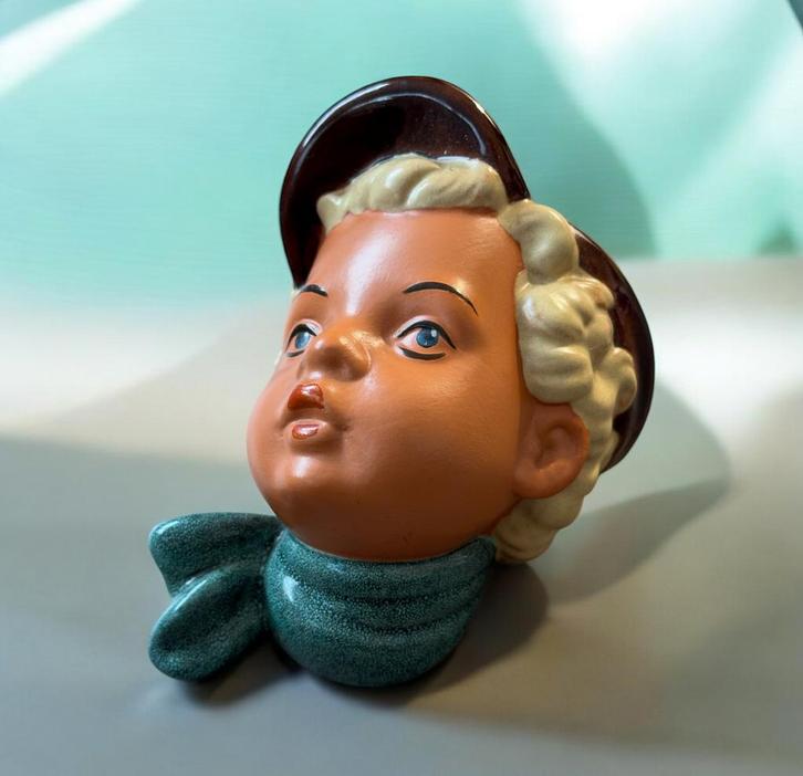 Adolf Prischl Wandmasker Jongen met Muts keramiek decoratie, Antiek en Kunst, Antiek | Keramiek en Aardewerk, Ophalen of Verzenden