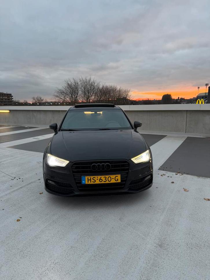 Audi A3 1.4 Tfsi 110KW SB S-tronic 2015 Zwart 3XS line, Auto's, Audi, Bedrijf, A3, Achteruitrijcamera, Airbags, Airconditioning