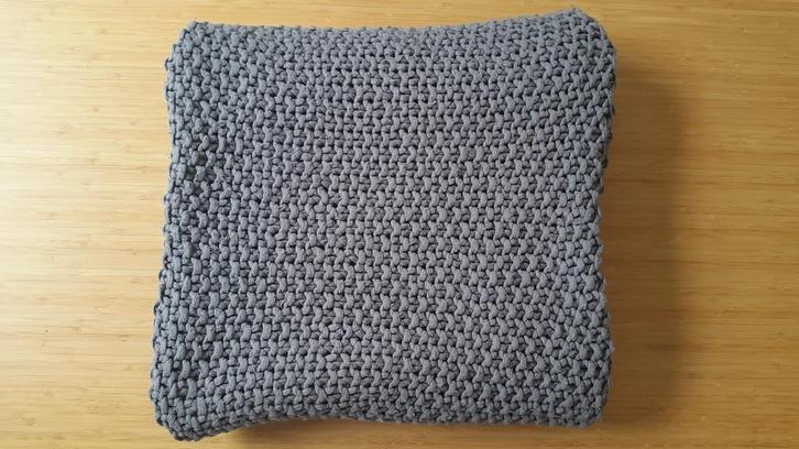 H&M HOME plaid 220 x 150 donkergrijs warm, Huis en Inrichting, Woonaccessoires | Plaids en Woondekens, Zo goed als nieuw, Ophalen of Verzenden