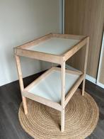 Houten Commode met Opstaande Rand, Kinderen en Baby's, Kinderkamer | Commodes en Kasten, Minder dan 75 cm, 50 tot 70 cm, Zo goed als nieuw