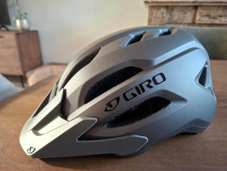 Giro ATB fietshelm Fixture 2, Fietsen en Brommers, Fietsaccessoires | Fietshelmen, Zo goed als nieuw, Heer of Dame, Ophalen of Verzenden