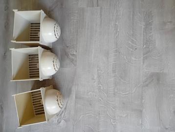 Vogel nestkastjes kleine vogels. beschikbaar voor biedingen