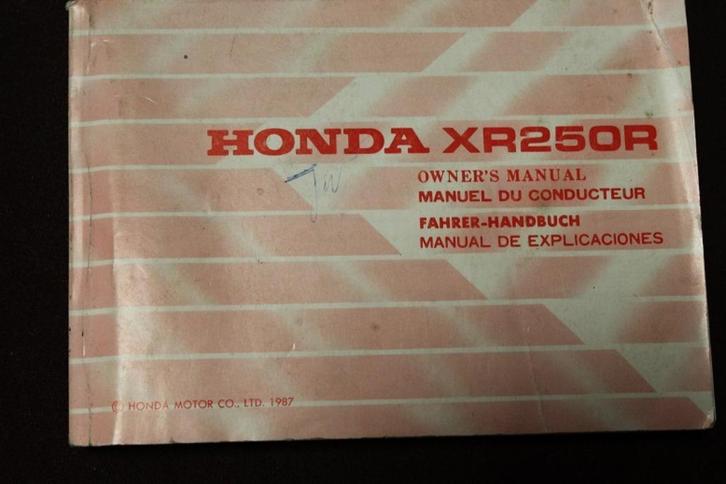 Honda XR250R 1987 motorcycle owner's manual  handbuch XR 250, Motoren, Handleidingen en Instructieboekjes, Honda, Ophalen of Verzenden