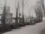 Fotokaart Tijnje auto B 2251, Verzenden, 1940 tot 1960, Gelopen, Friesland
