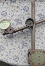 Meet gereedschap. Klok voet magneet, Ophalen of Verzenden, Gebruikt
