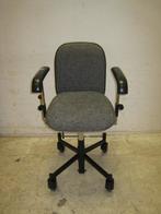 Moderne trippelstoel, Diversen, Verpleegmiddelen, Niet ingevuld, Gebruikt, Niet ingevuld, Niet ingevuld