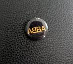 ABBA band button speld pin, zwart oranje, 25mm, Verzenden, Nieuw, Gebruiksvoorwerp