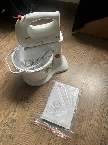 Een Nieuwe mixer van MPM  beschikbaar voor biedingen