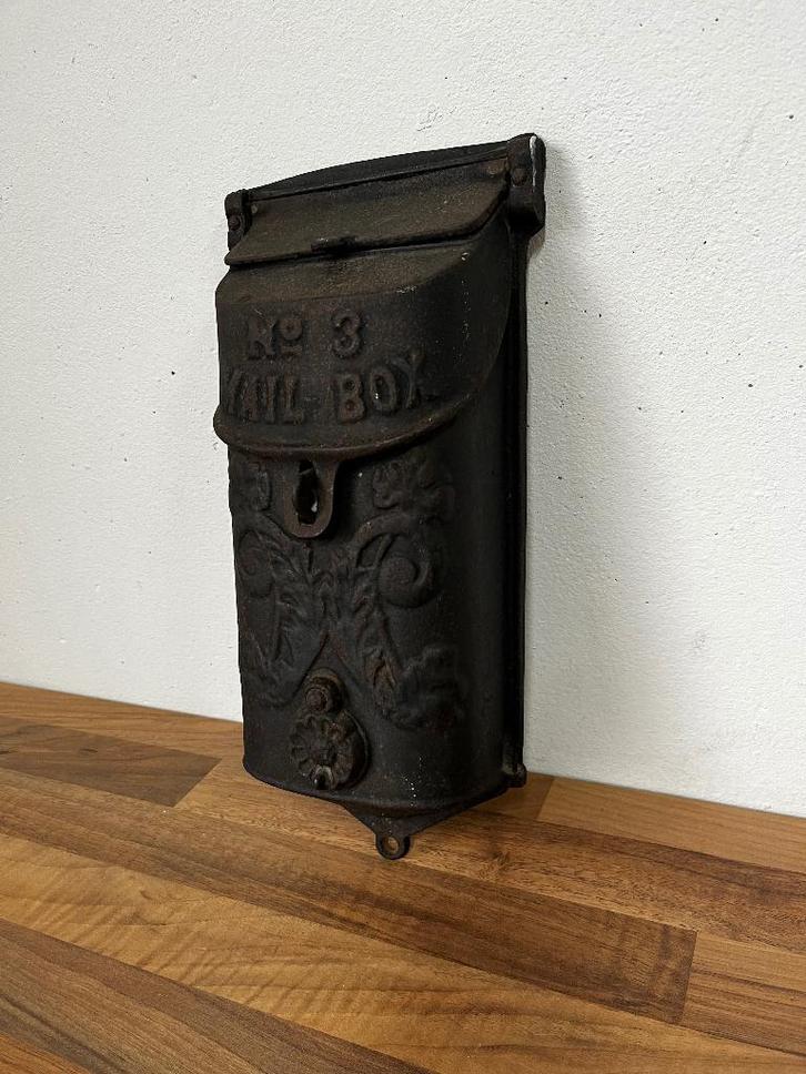 Antieke | gietijzeren brievenbus | Griswold, Verzamelen, Retro, Huis en Inrichting, Ophalen of Verzenden
