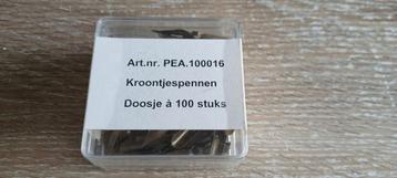 Nieuw doosje 100 kroontjespennen kroontjespen  beschikbaar voor biedingen