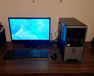 Desktop i3 i5 i7 beschikbaar voor biedingen