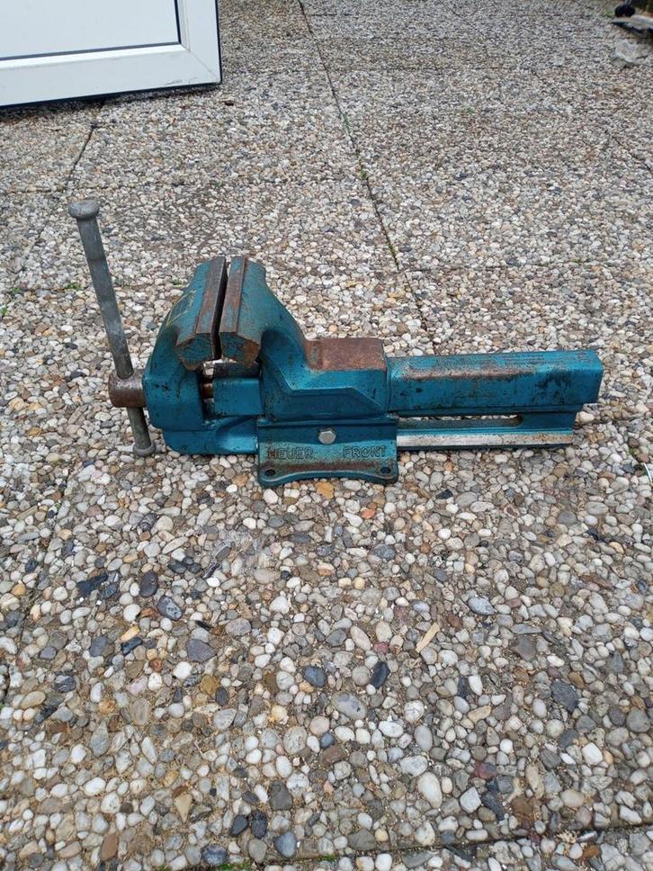 Bankschroef 2x per stuk, Doe-het-zelf en Verbouw, Gereedschap | Handgereedschap, Gebruikt, Ophalen