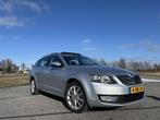 Skoda Octavia 1.4 TSI 103KW Combi Dsg-7 2015 Zilver, Auto's, Skoda, Euro 5, Zwart, 4 cilinders, 1192 kg