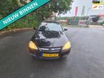 Opel Corsa 1.2-16V Enjoy ZO INGERUILD DUS ZO WEG PRIJSJE, Auto's, Voorwielaandrijving, Gebruikt, Origineel Nederlands, Bedrijf