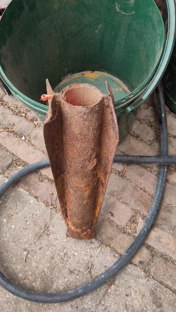 Antieke droogmolen houder tuin beschikbaar voor biedingen
