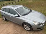 Volvo V60 D6 215pk Plug-in Hybrid 2012 Grijs, Auto's, Automaat, Euro 5, 1800 kg, Zwart