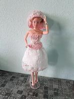 Voor Barbie, gehaakte hoed en jurkje, Ophalen of Verzenden, Gebruikt, Barbie