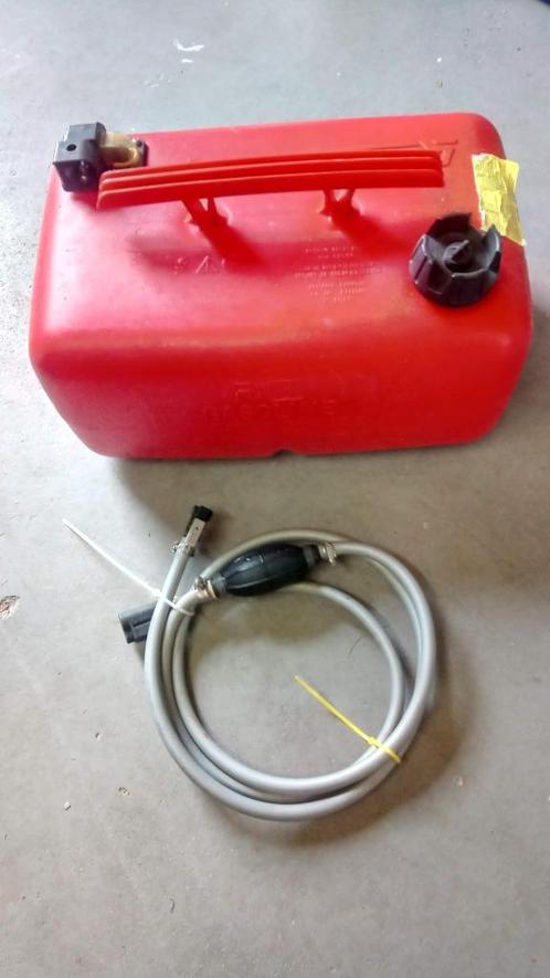 Quicksilver brandstoftank, Watersport en Boten, Bootonderdelen, Zo goed als nieuw, Overige typen, Zeilboot of Motorboot, Ophalen of Verzenden