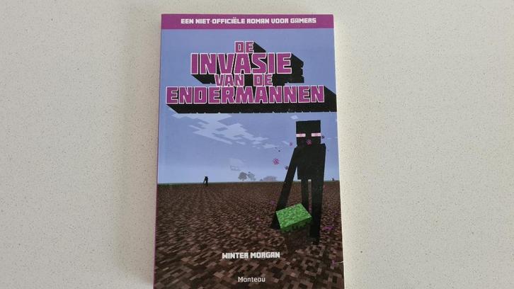 Boek Minecraft - De invasie van de Endermannen, Boeken, Kinderboeken | Jeugd | onder 10 jaar, Zo goed als nieuw, Fictie algemeen