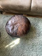 Geiten lederen poef., Ophalen, Zo goed als nieuw, Rond, Minder dan 50 cm