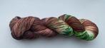 Handgeverfde wol voor een paar sokken., Ophalen of Verzenden, Nieuw, Breien of Haken, Wol of Garen