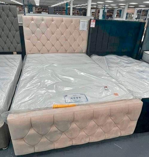 Elegante Bedframe met Knopen – Beschikbaar in Meerdere Maten, Huis en Inrichting, Slaapkamer | Beddengoed, Nieuw, Dekbedovertrek