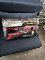 Nintendo 8 bit action set, Met 2 controllers, Gebruikt, Ophalen of Verzenden