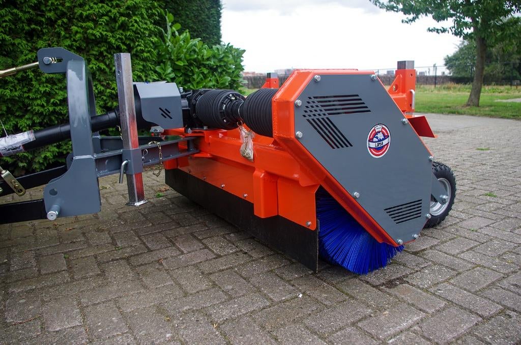 Loma veegmachine SWLT 190, 3-punt uitvoering, Zakelijke goederen, Agrarisch | Werktuigen, Ophalen of Verzenden, Overige typen