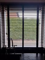 Zwarte houten jaloezieën, Huis en Inrichting, Ophalen, Gebruikt, 100 tot 150 cm, 100 tot 150 cm