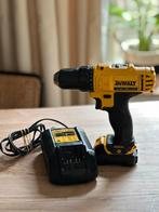 In nette staat, DeWalt accu boormachine DCD710 10.8V, Ophalen of Verzenden, Zo goed als nieuw, Boormachine