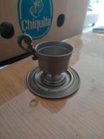Tinnen likeurbeker met schotel, Ophalen of Verzenden