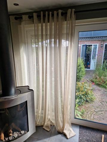 Lichtdoorlatende 'linnen' inbetween gordijnen  beschikbaar voor biedingen