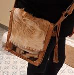 Lederen Schoudertas koeienhuid, Ophalen of Verzenden, Zo goed als nieuw, Bruin, Handtas