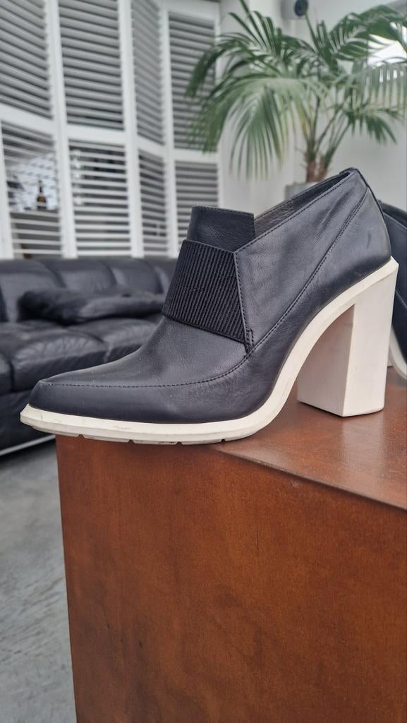 United Nude leren instappers zgan zwart rubber blokhak mt 41, Verzenden, Zo goed als nieuw, Zwart, Instappers